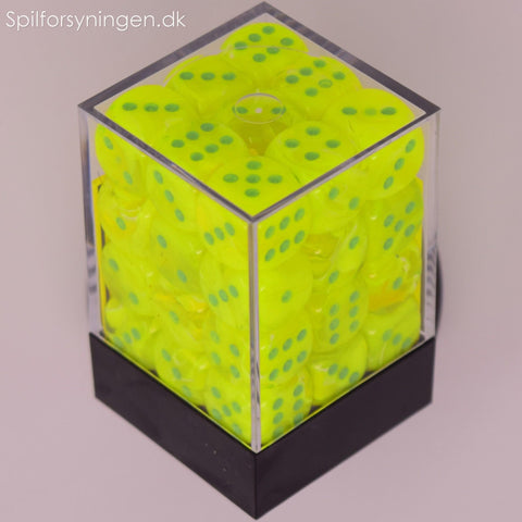 Vortex – 12mm d6 Electric Yellow w/green Dice Block™