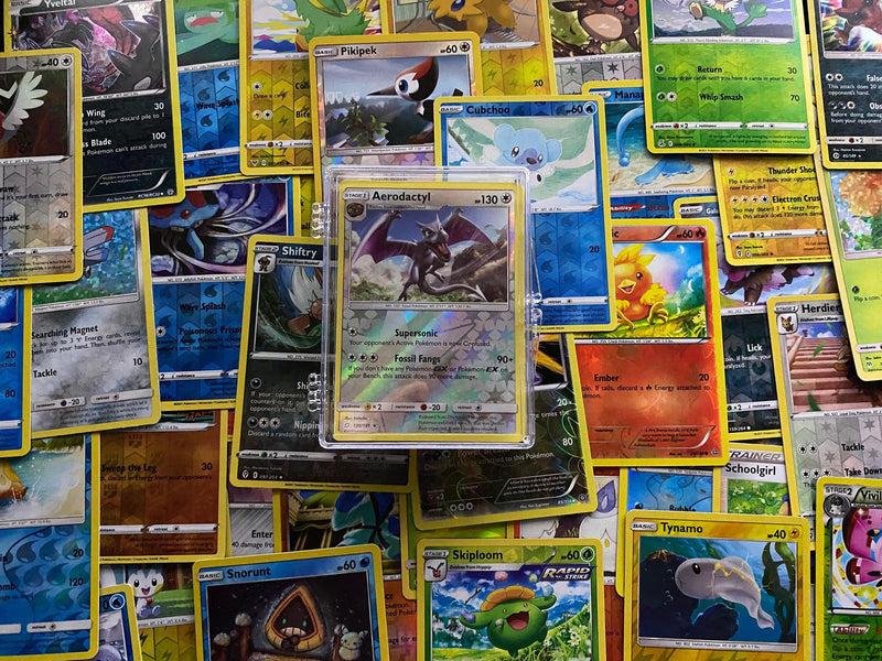 30 Random Holo Pokémon Cards